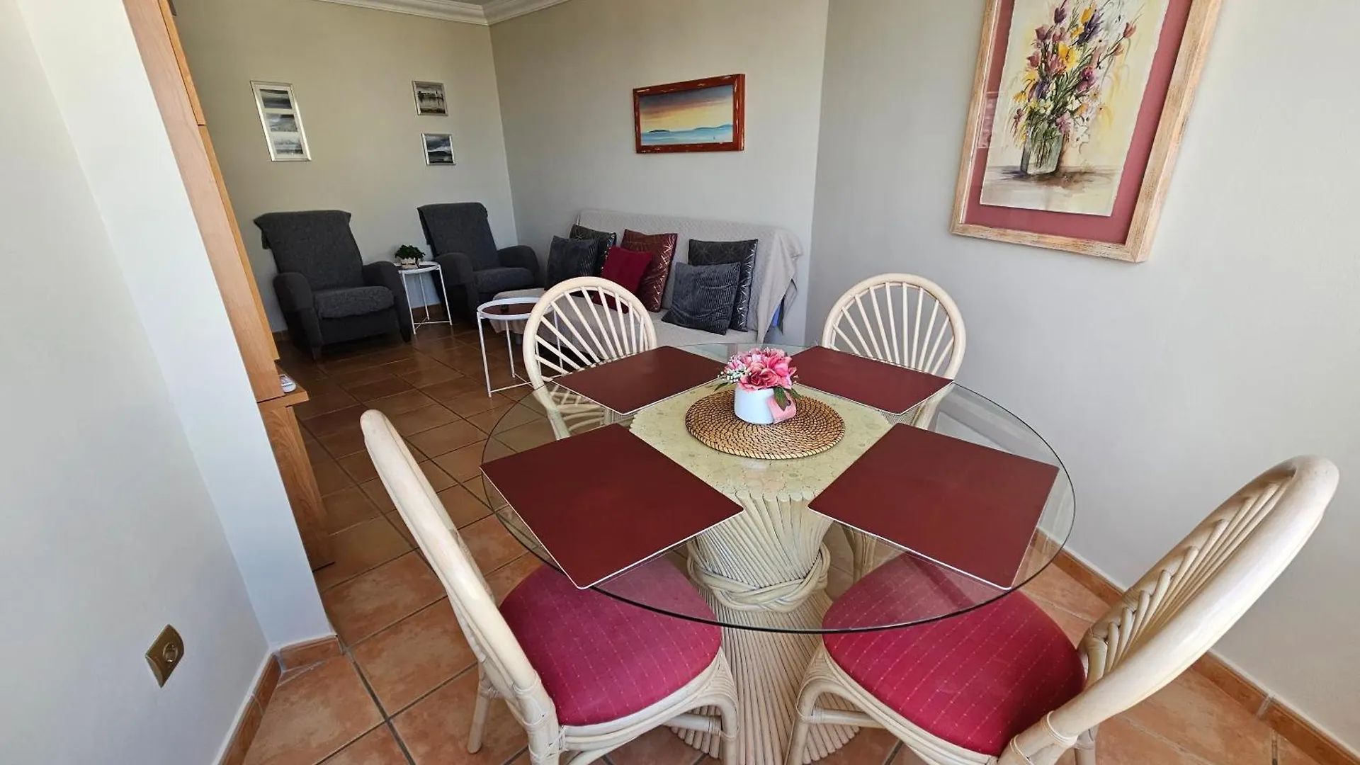 דירה בנאלמדנה Apartamento En Primera Linea ספרד